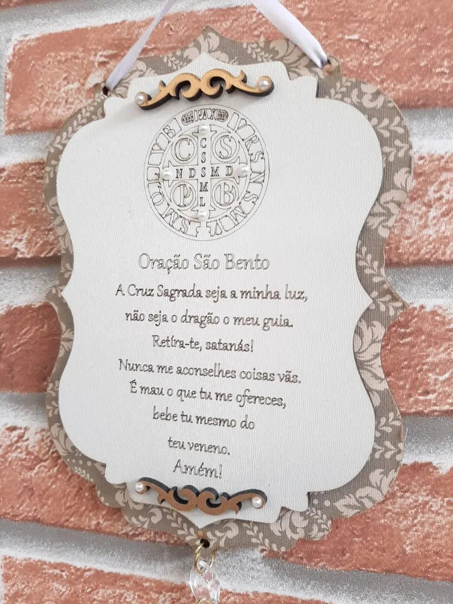 Placa Decorativa Oração de São Bento em MDF Branco e Dourado