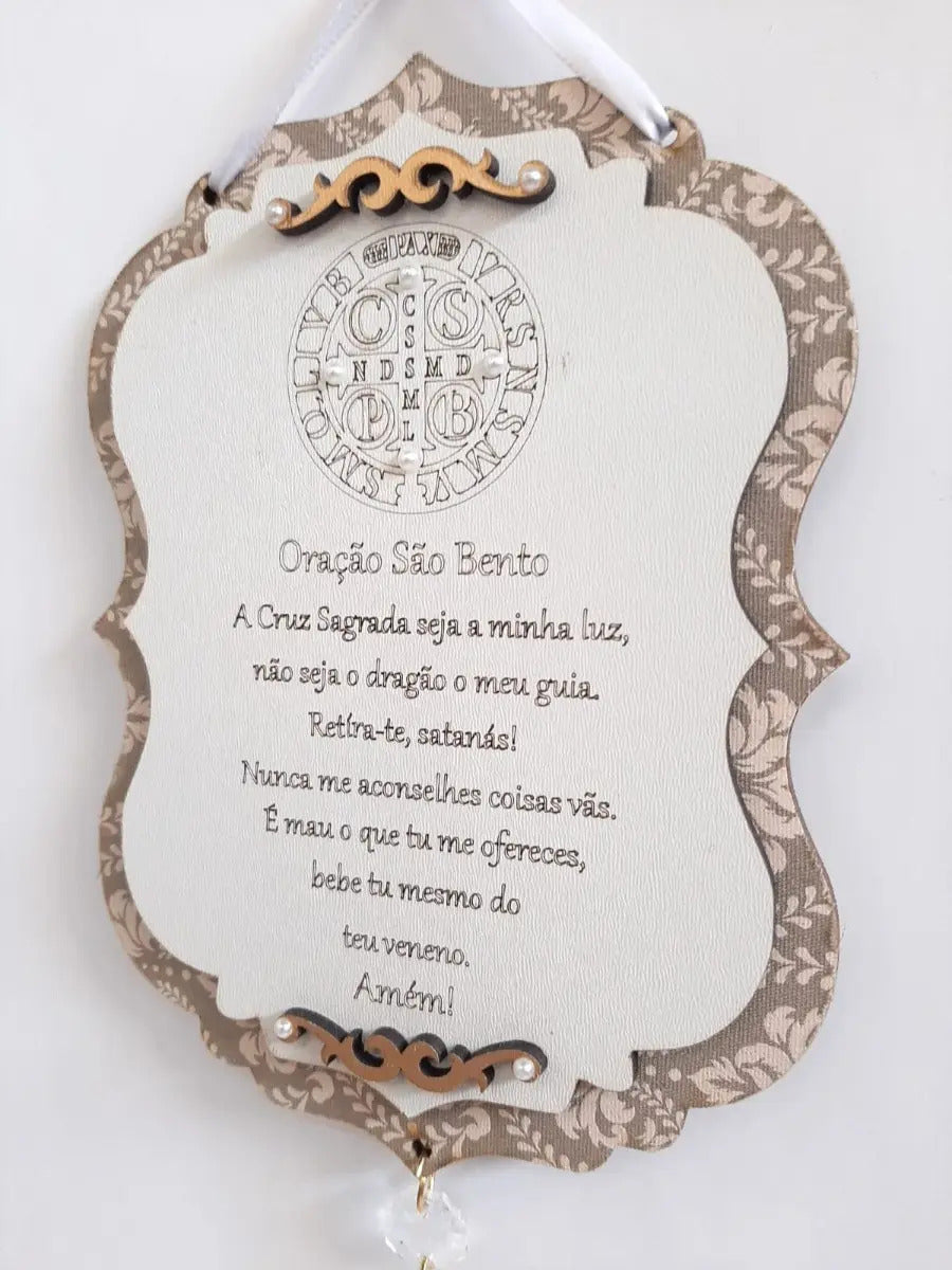 Placa Decorativa Oração de São Bento em MDF Branco e Dourado