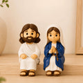 Kit Mini Jesus e Maria Sentados 5 cm para Decoração de Mesa